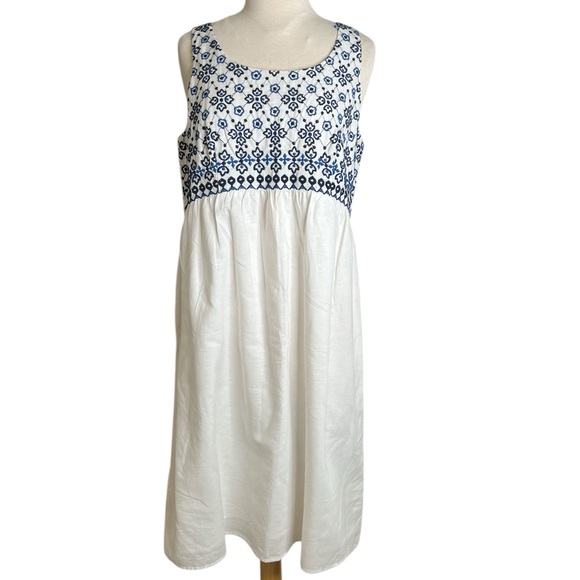 LOFT Sleeveless White and Navy Midi Dress - Picture 1 of 6